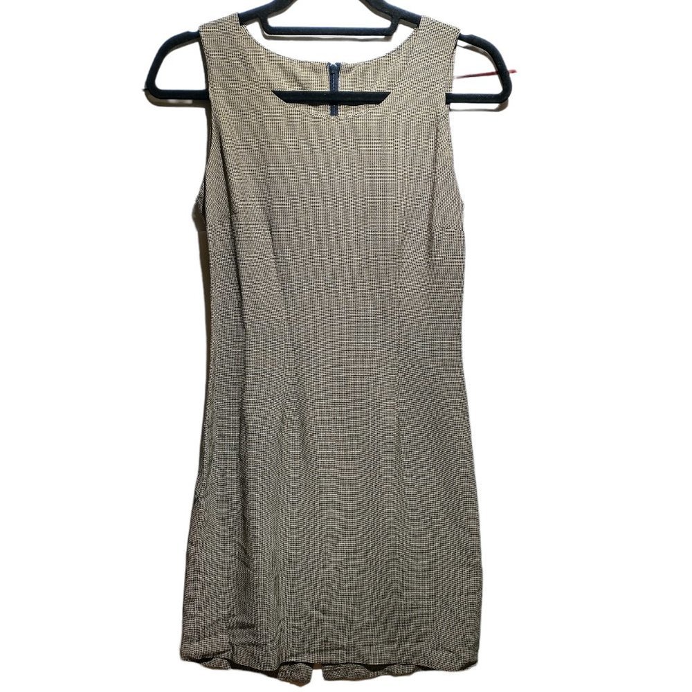 Houndstooth Shift Dress, Petite Size
